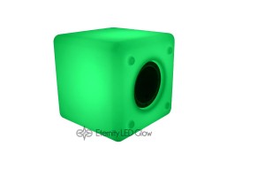 cube 8 green logo